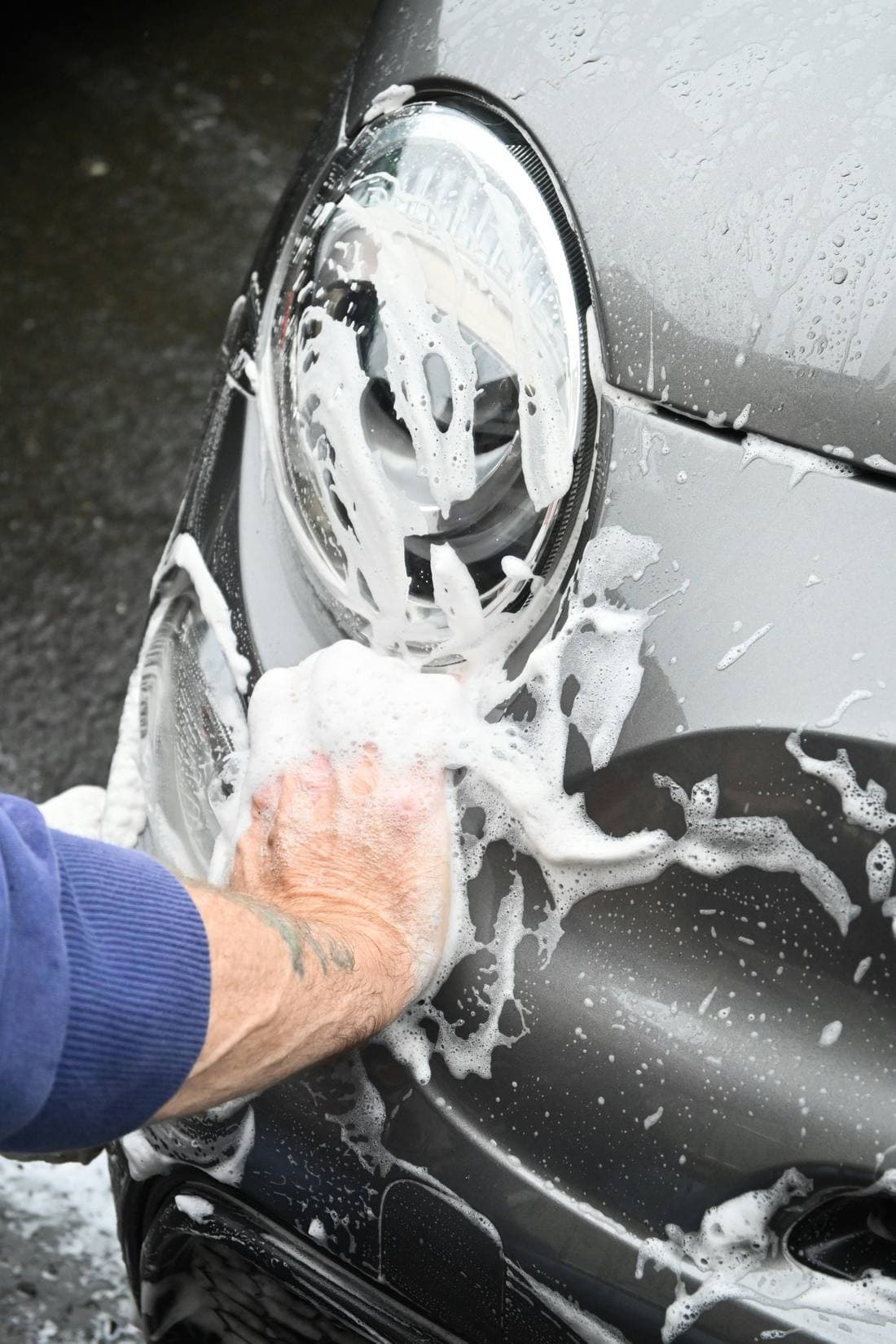 Careful hand wash of a wheel and paint